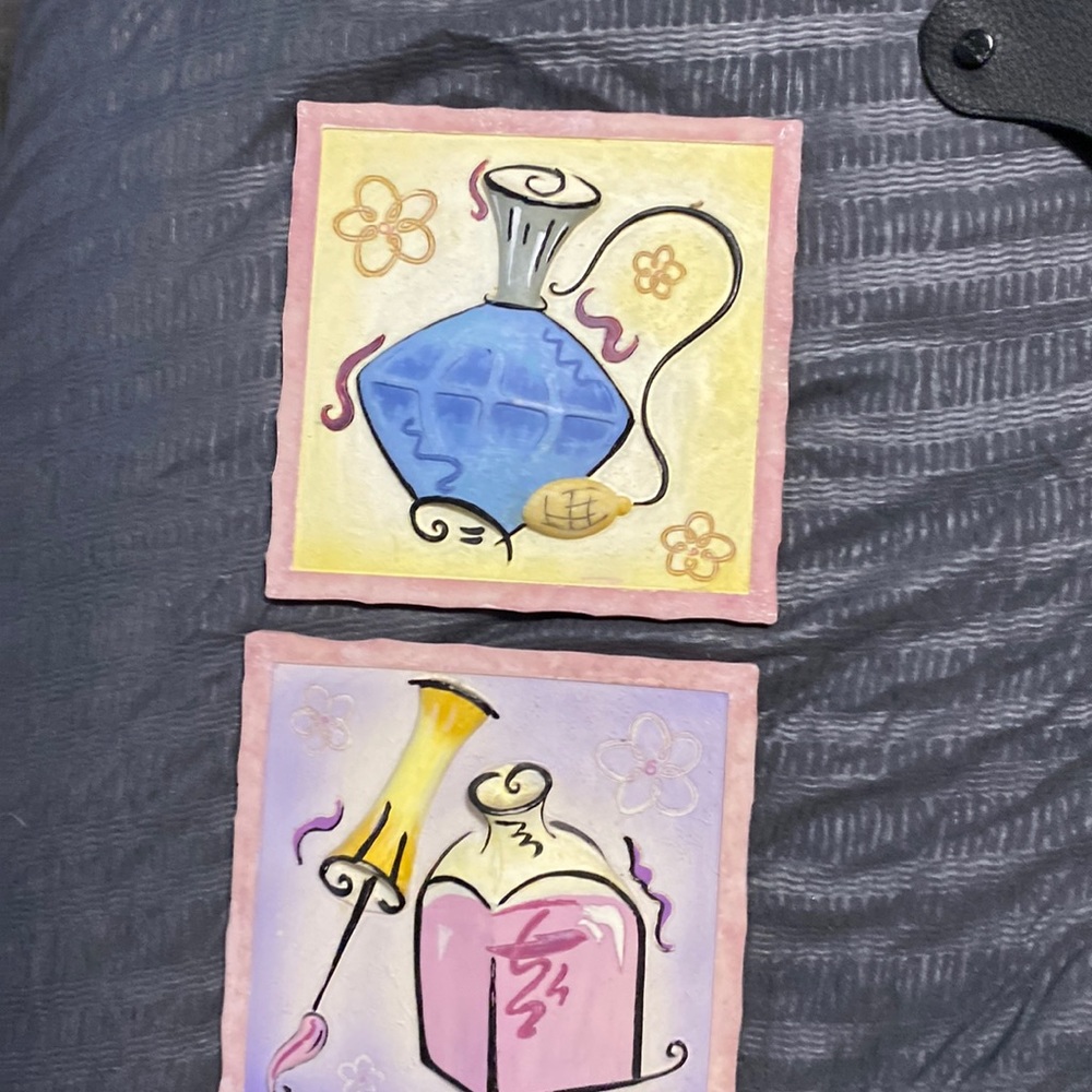 Wall Plaques set of 2
